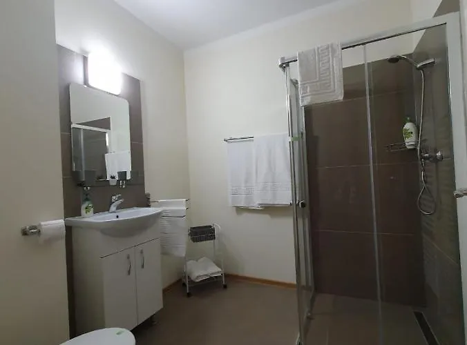 Elis كلوج-نابوكا